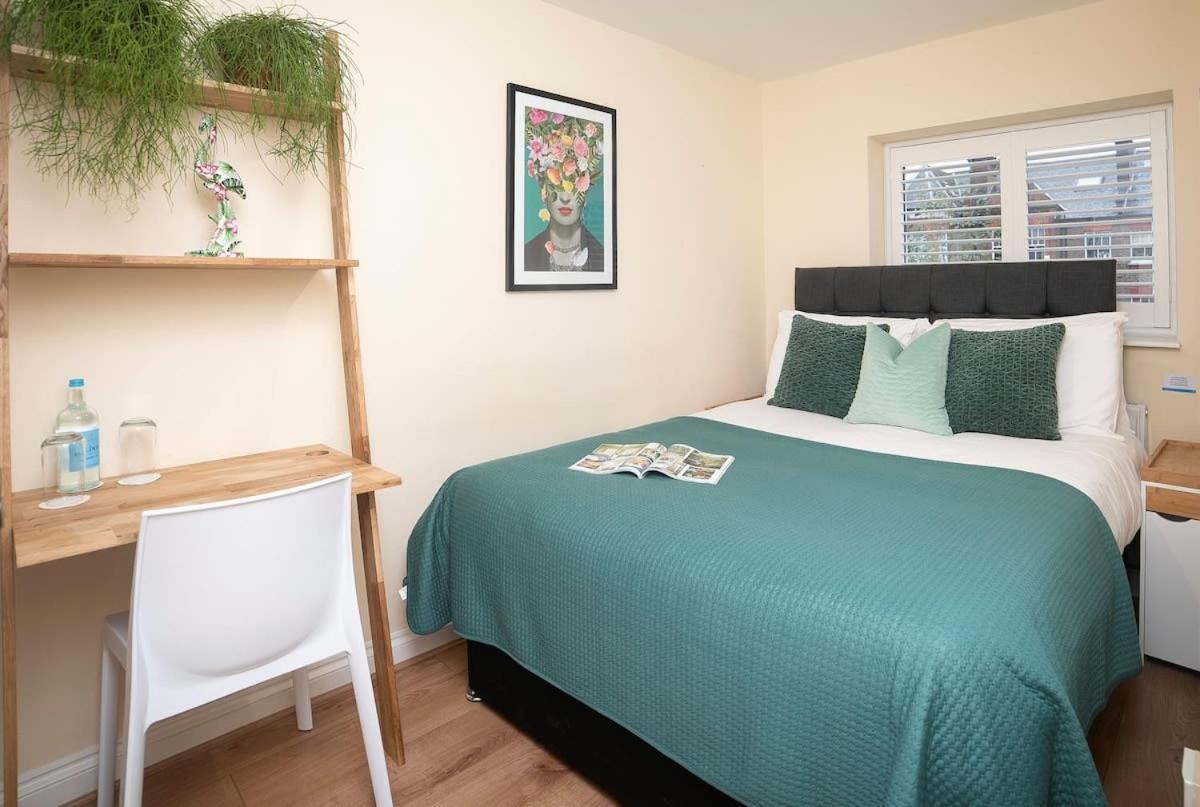 Wilson House Hostel Лондон Екстериор снимка