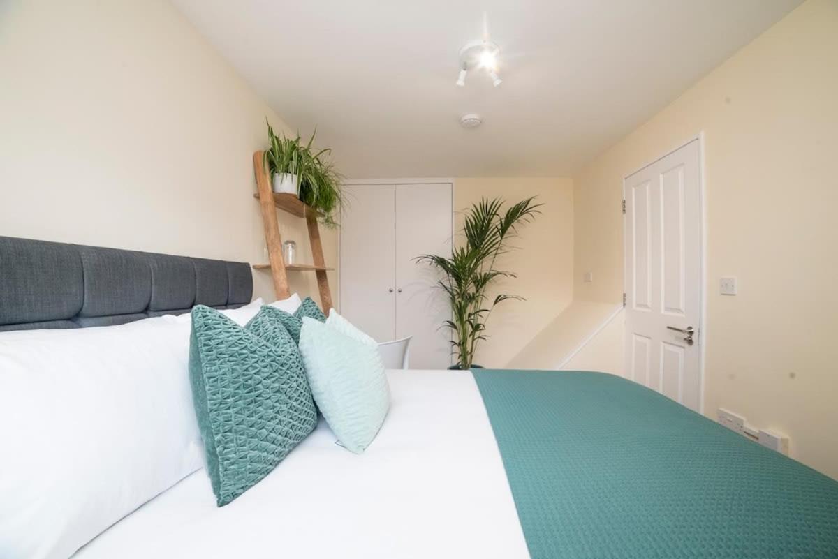 Wilson House Hostel Лондон Екстериор снимка